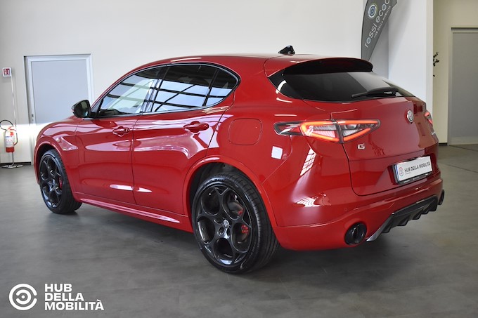 ALFA ROMEO Stelvio 2.2 Turbodiesel 210 CV AT8 Q4 Tributo Italiano